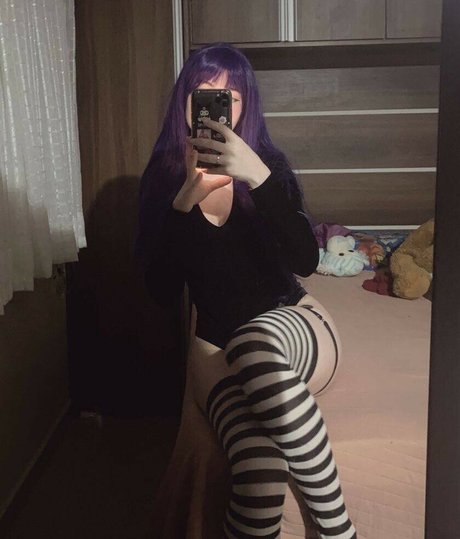 Lillithx modèle chaud photos