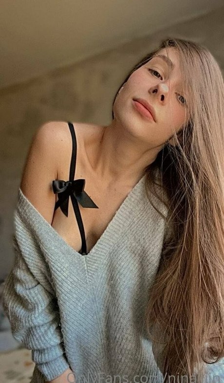 Nina Liin modèle joli galeries