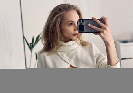 Nikki Mills étoile galeries