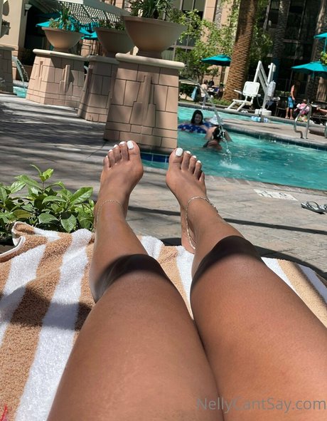 nellycantsay star du porno sexy des photos