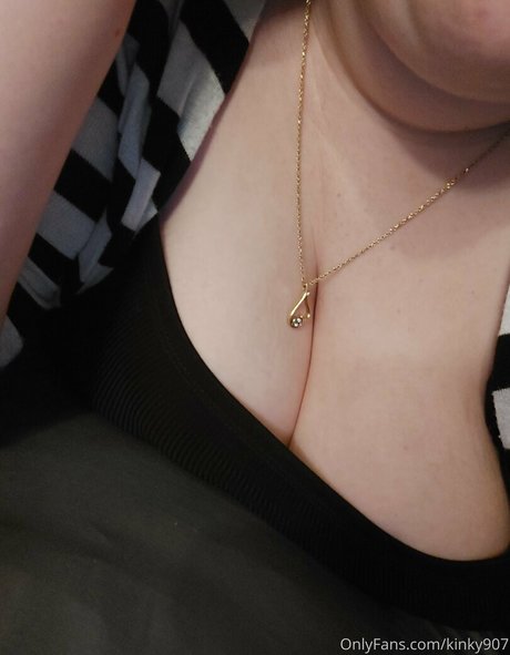 kinky907 modèle sexy photo