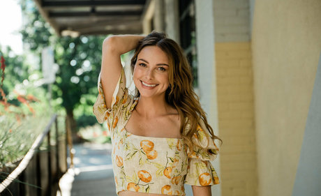 blonde aux gros seins onlyfans art sexy img