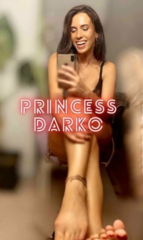 matilda free haut étoile galerie