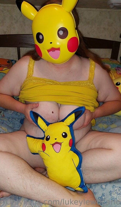 lukeylewdcario modèle magnifique des photos