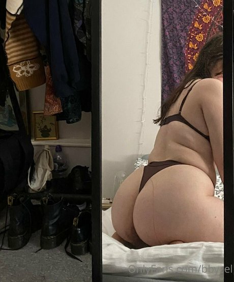 bbyzel star du porno parfaite photos