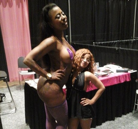 Gogo Fukme haut modèle photo