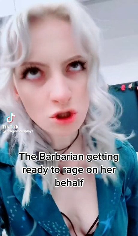 Dragon Cosplays modèle porno archive