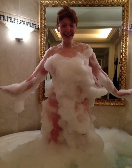 Yvette Fielding étoile magnifique photo