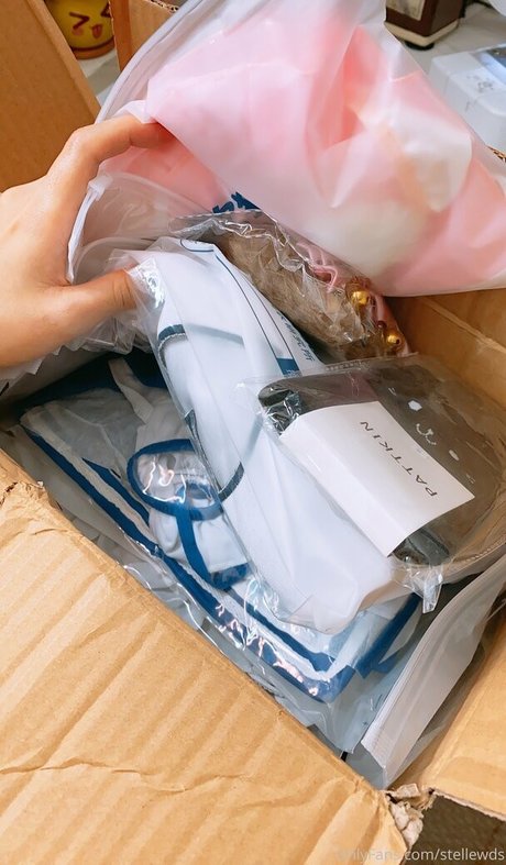 pom-pom girl nue onlyfans assez hd des photos