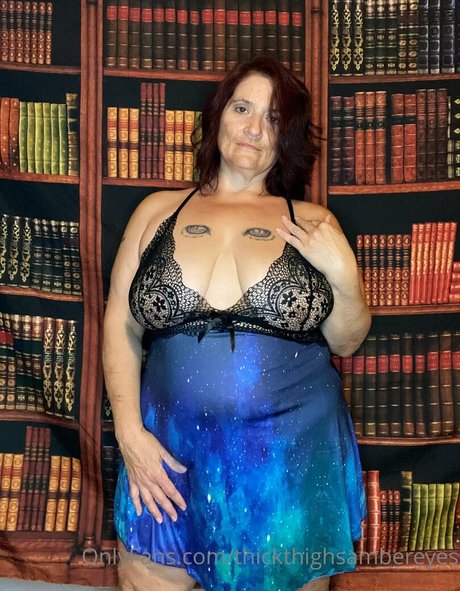 thickthighsambereyes art modèle img