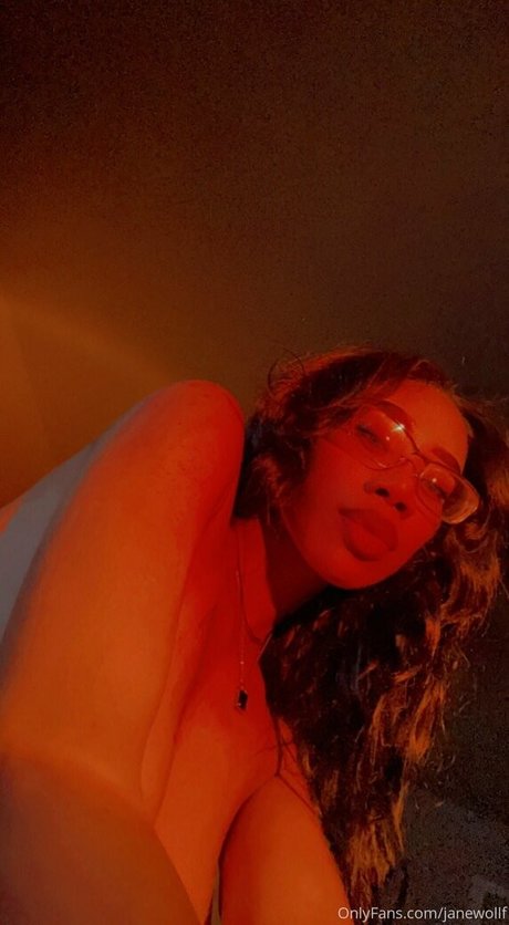 womanflo actrice parfaite photos