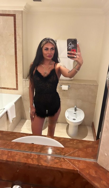 Tyler Jo Walker actrice artistique galerie