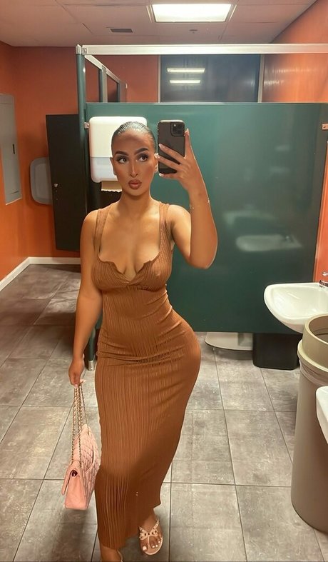 pom-pom girl nue onlyfans le sexe meilleur img