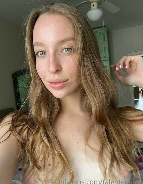 Talented Kate star du porno érotique archive