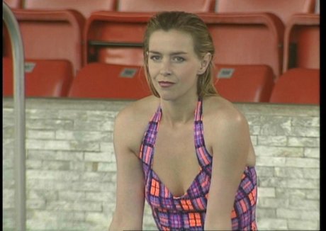 Leslie Ash star pornographique galeries