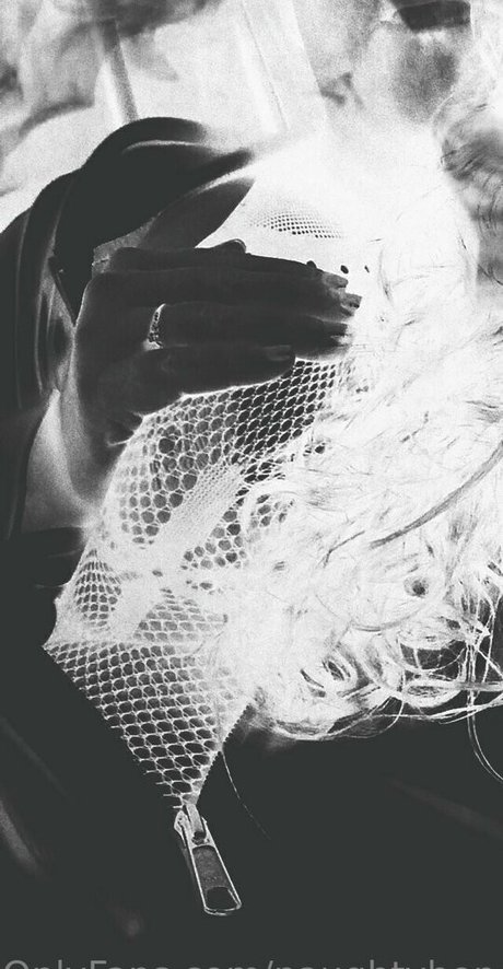 naughtyhoneypot modèle de haute qualité image