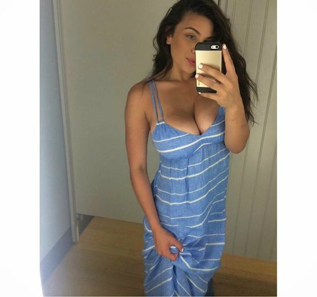 actrice onlyfans gratuit parfait image