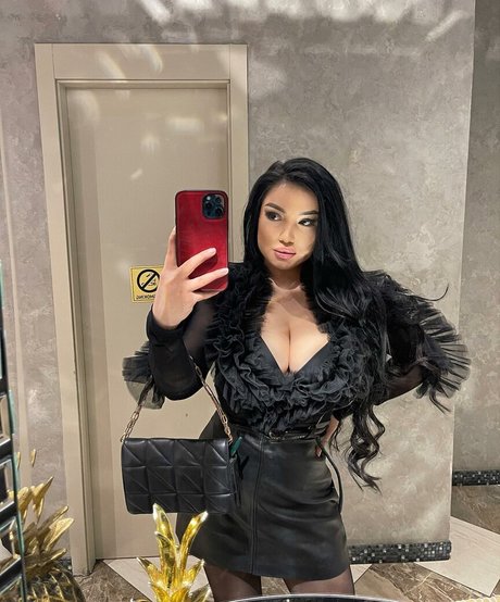 Asa Lochka modèle magnifique photo