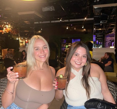 Holly Youpa actrice hd galerie