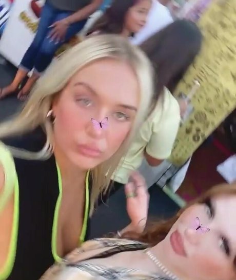 Holly Youpa actrice sexy galeries