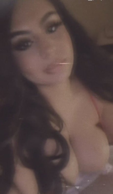 Carolina Corrales jolie étoile des photos