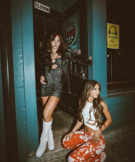 Julia Katelyn Ernst étoile gratuite archive