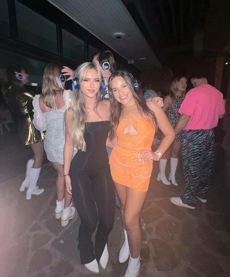 gangbang uniquement pour les fans nus de haute qualité collection