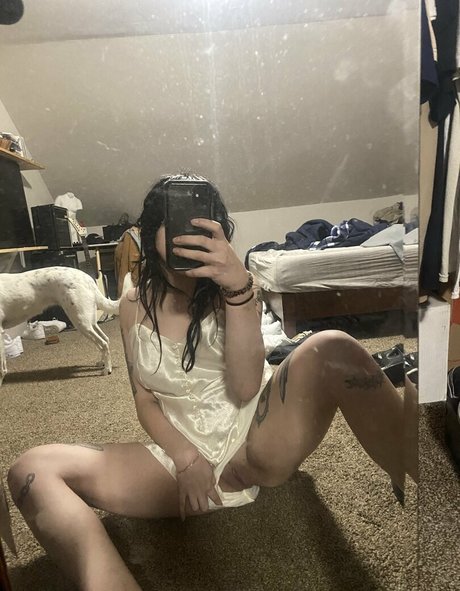 Baeprilludgate actrice sexy image