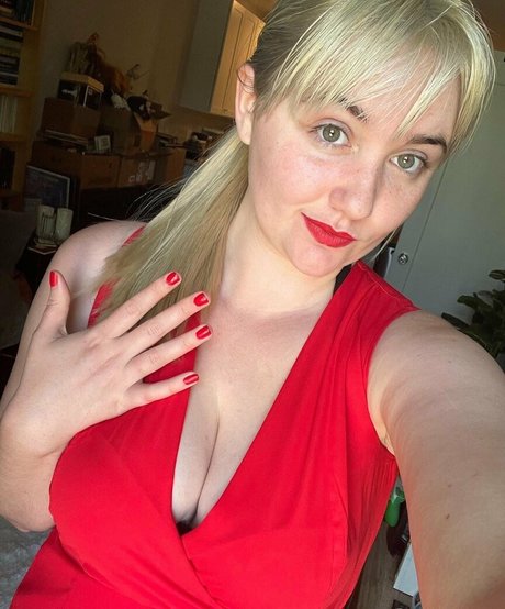 thatkinkything star érotique collection