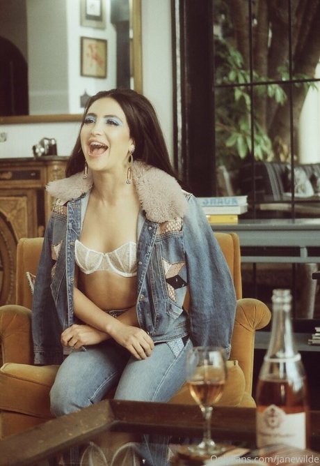 janewilde jolie star du porno photos