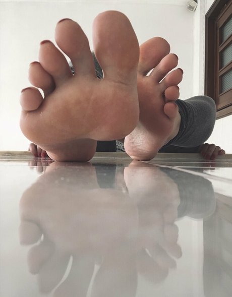 giantesselixs modèles nus image