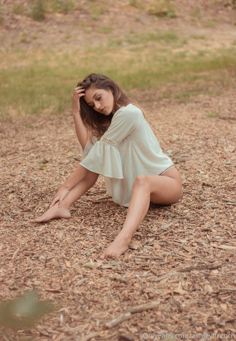 ashleylfrench star érotique galeries