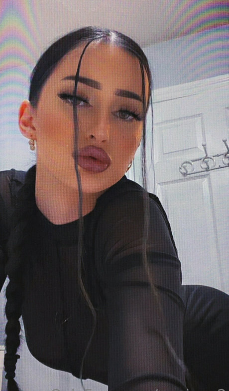 ennienn2 star du porno gratuite img