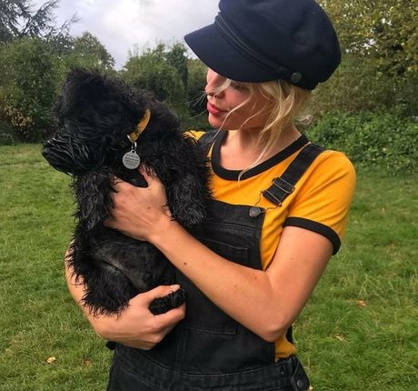 Amelia Eve actrice pornographique photos