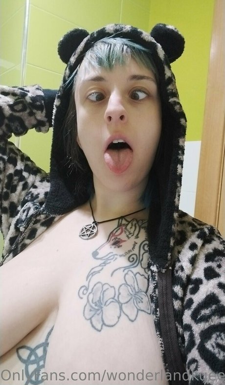 wonderlandkueen haut de star du porno img