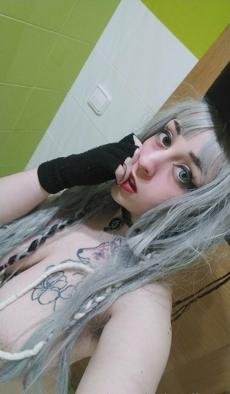 wonderlandkueen star érotique photo