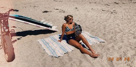 Kaitlin Yamano actrice érotique image