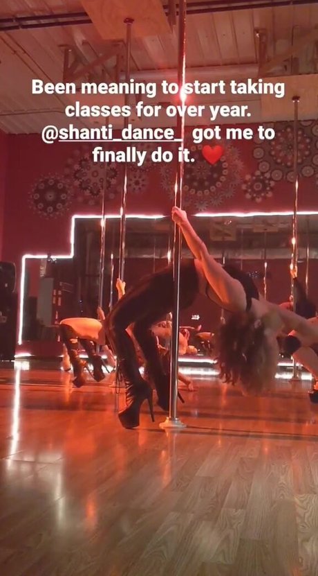 Hallee Hirsh star pornographique des photos