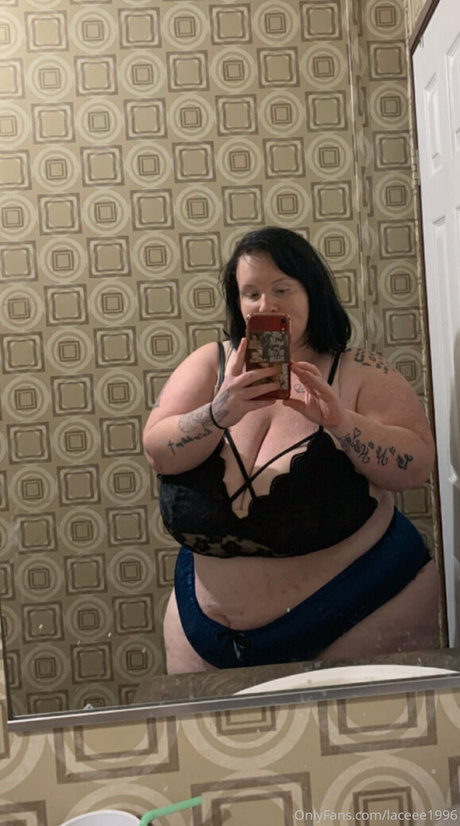 grand-mère onlyfans joli images