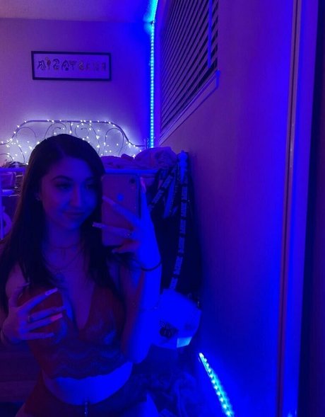 verrsaceh0ttie étoile xxx images