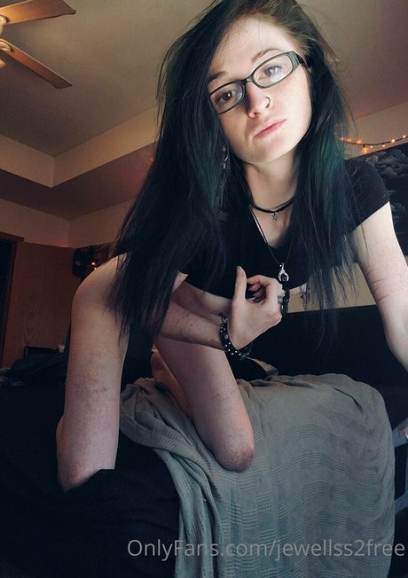 jewellss2free jolie star du porno photo