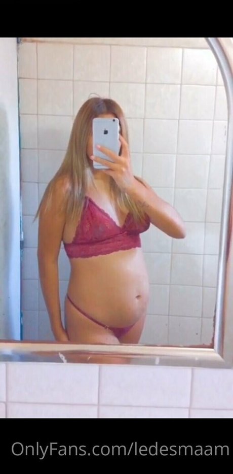 ledesmaam étoile chaude des photos