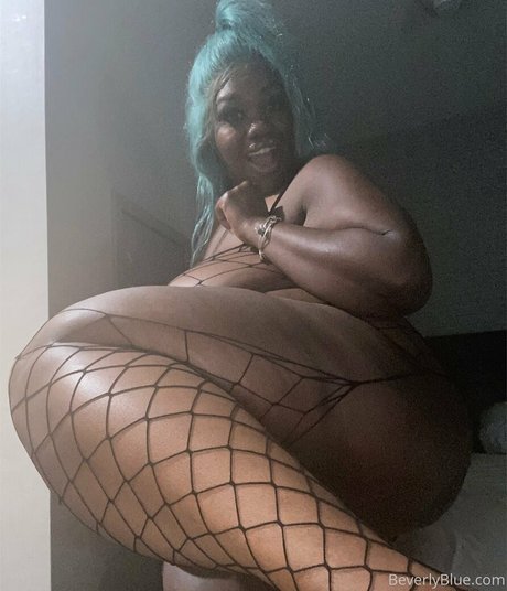 beverlyblue3x étoile nue images