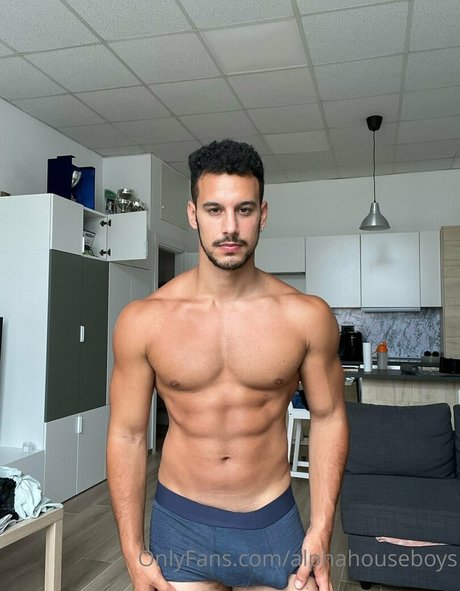 alphahouseboys art modèle des photos