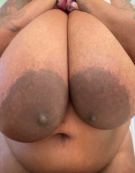 famousstarkmarie étoile gratuite collection