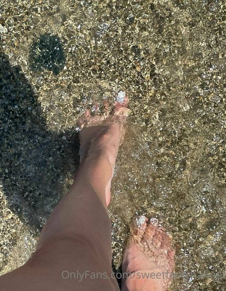 sweetfeetchannel modèles nus images