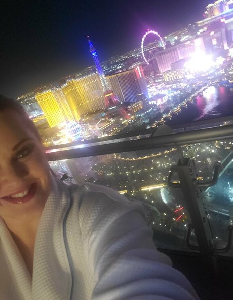 fellation publique onlyfans xxx adulte photo