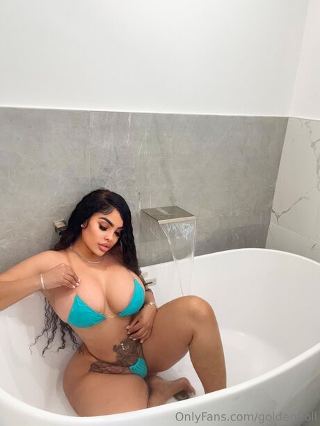 bikini nu onlyfans belle qualité photos