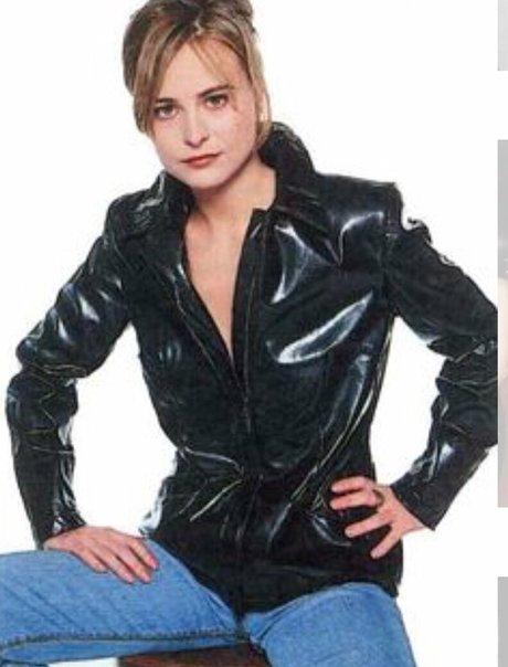 Philippa Forrester modèle magnifique image