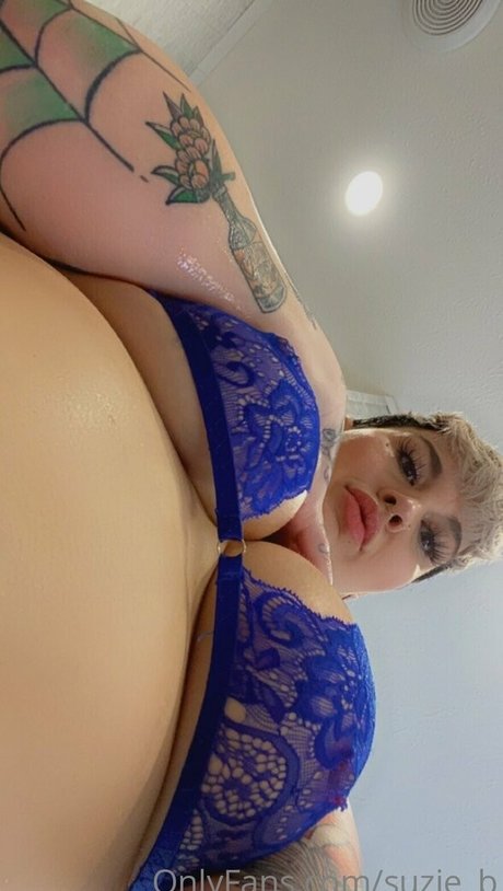 jus peachy jolie actrice img